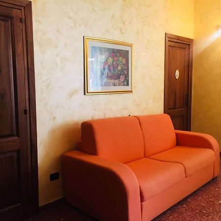 B&B Il Tulipano Sul Lago Colle di Tora Extérieur photo