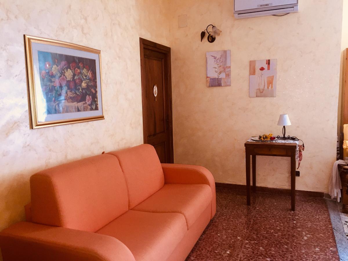 B&B Il Tulipano Sul Lago Colle di Tora Extérieur photo